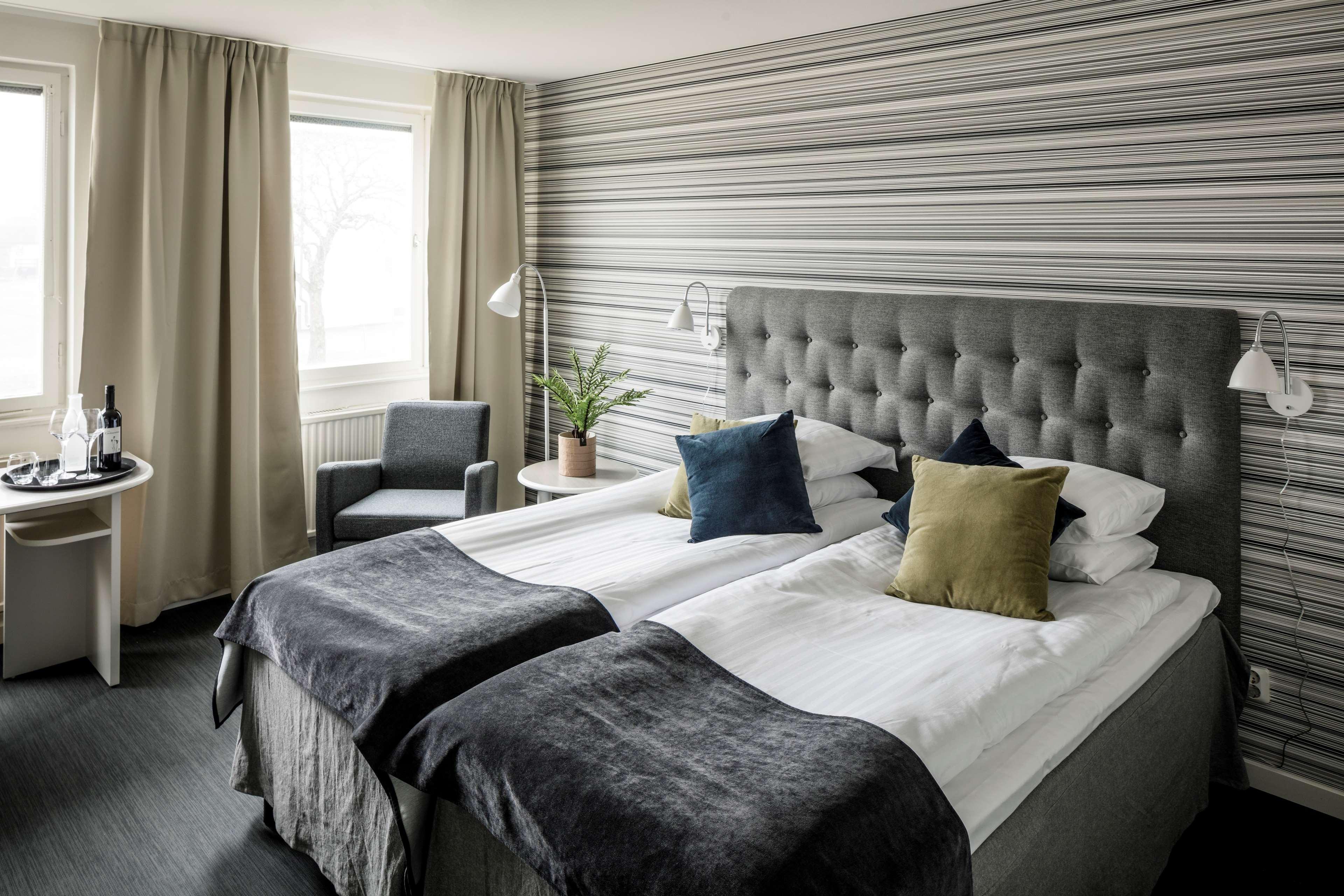 Best Western Plus Сидар-Сити Экстерьер фото